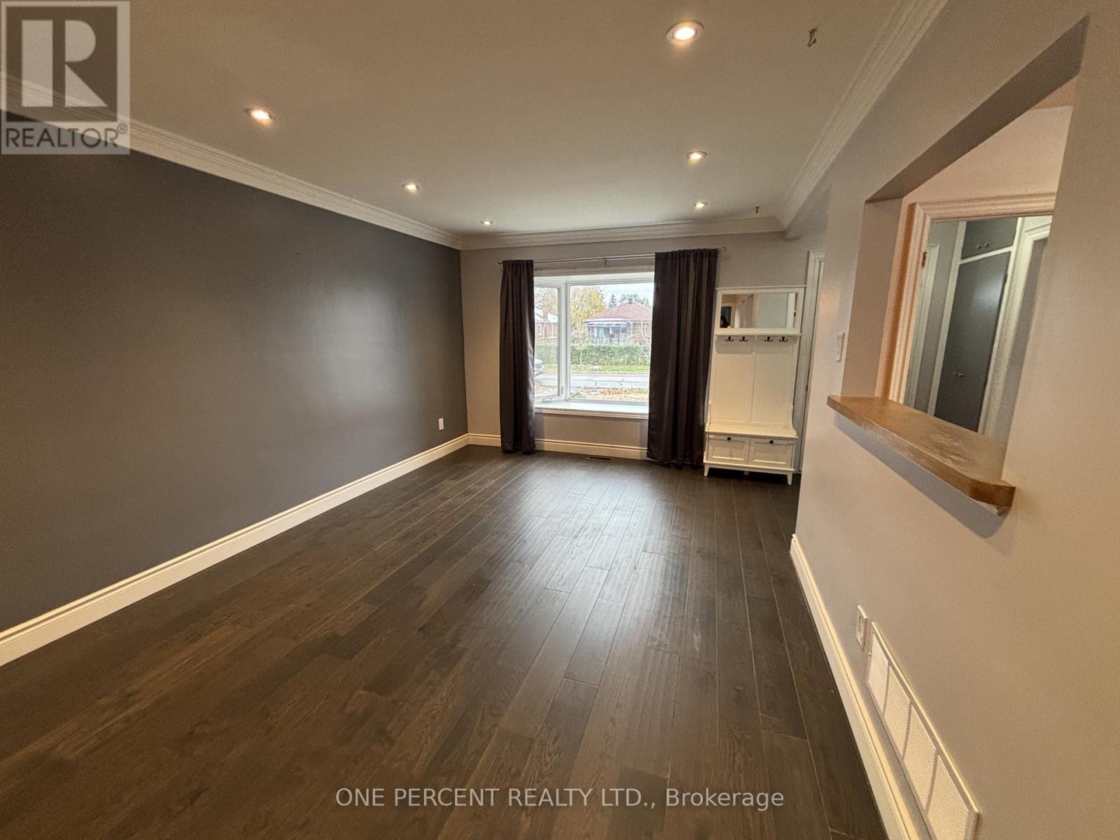 52 Terraview Boulevard, Toronto, Ontario  M1R 4L9 - Photo 8 - E12542174