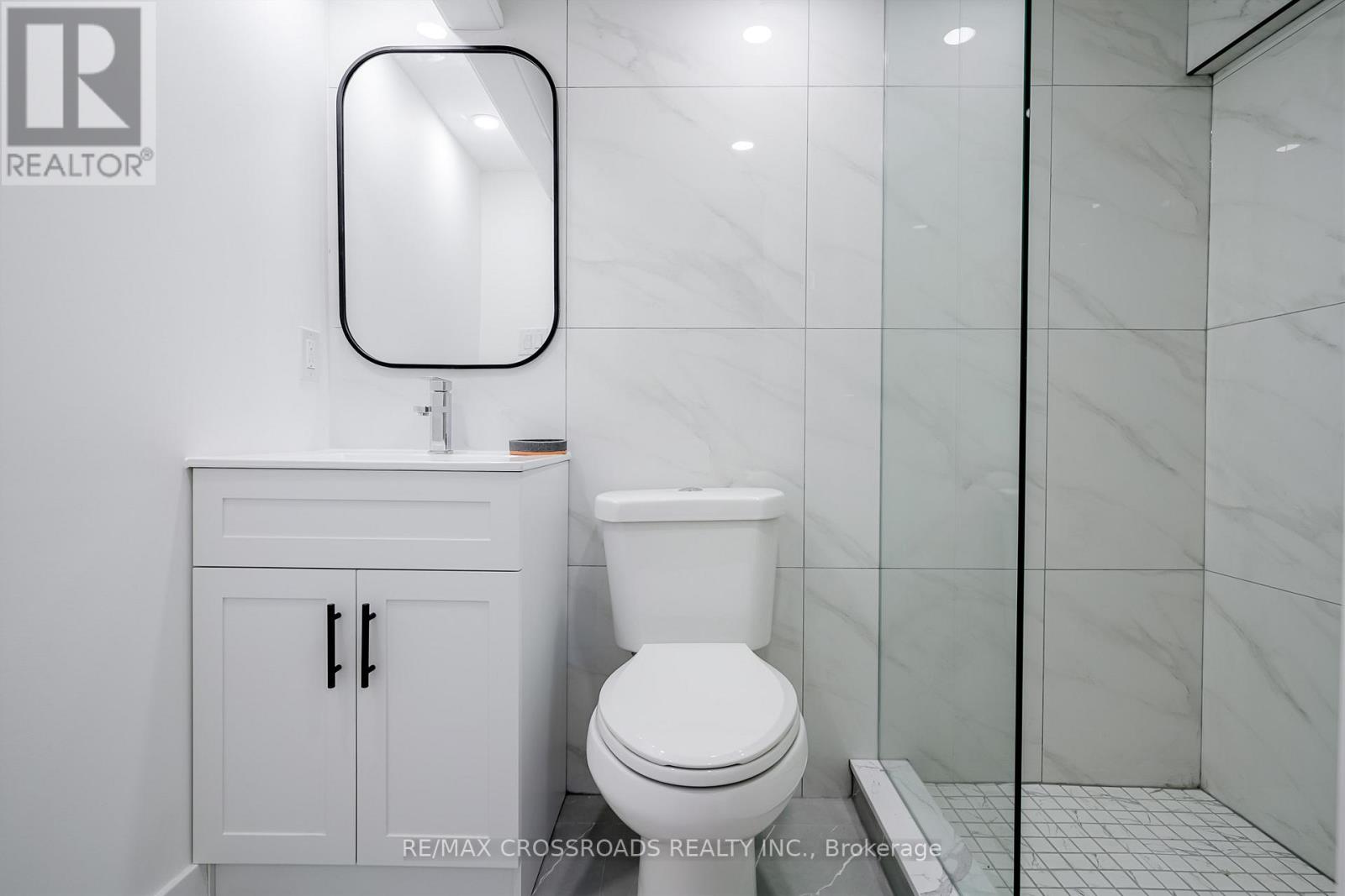 21 Karnwood Drive, Toronto, Ontario  M1L 2Z4 - Photo 14 - E12542192