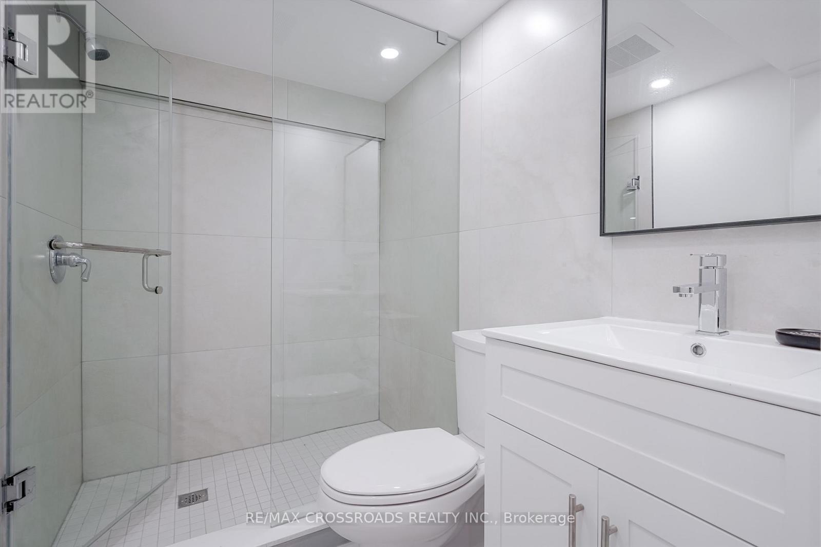 21 Karnwood Drive, Toronto, Ontario  M1L 2Z4 - Photo 17 - E12542192