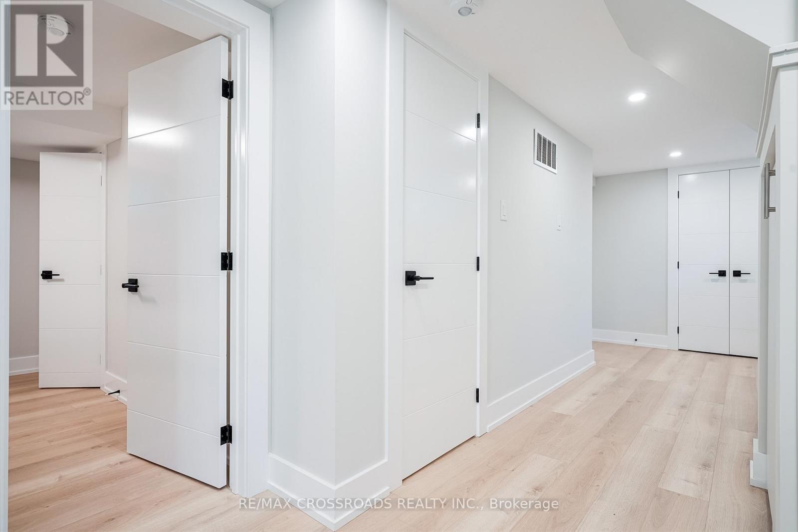 21 Karnwood Drive, Toronto, Ontario  M1L 2Z4 - Photo 23 - E12542192