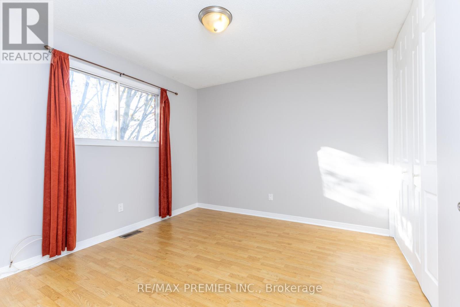 Main - 49 Bassett Boulevard, Whitby, Ontario  L1N 8N5 - Photo 35 - E12542218