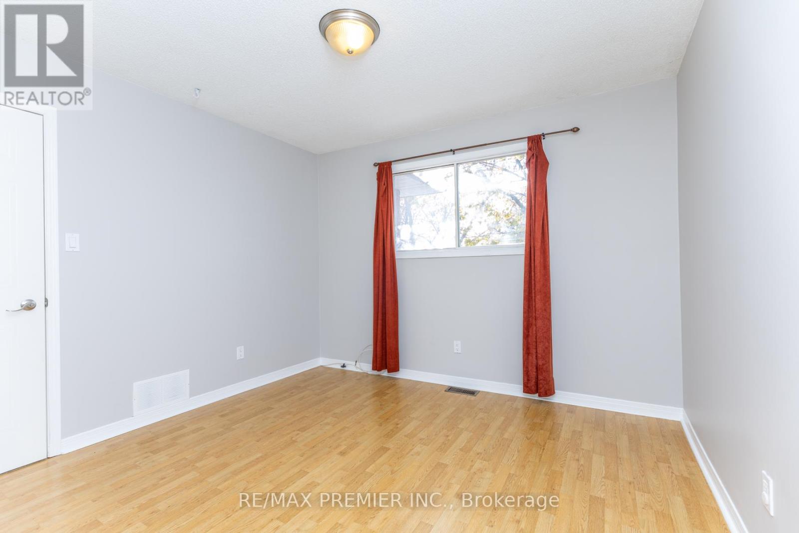 Main - 49 Bassett Boulevard, Whitby, Ontario  L1N 8N5 - Photo 36 - E12542218