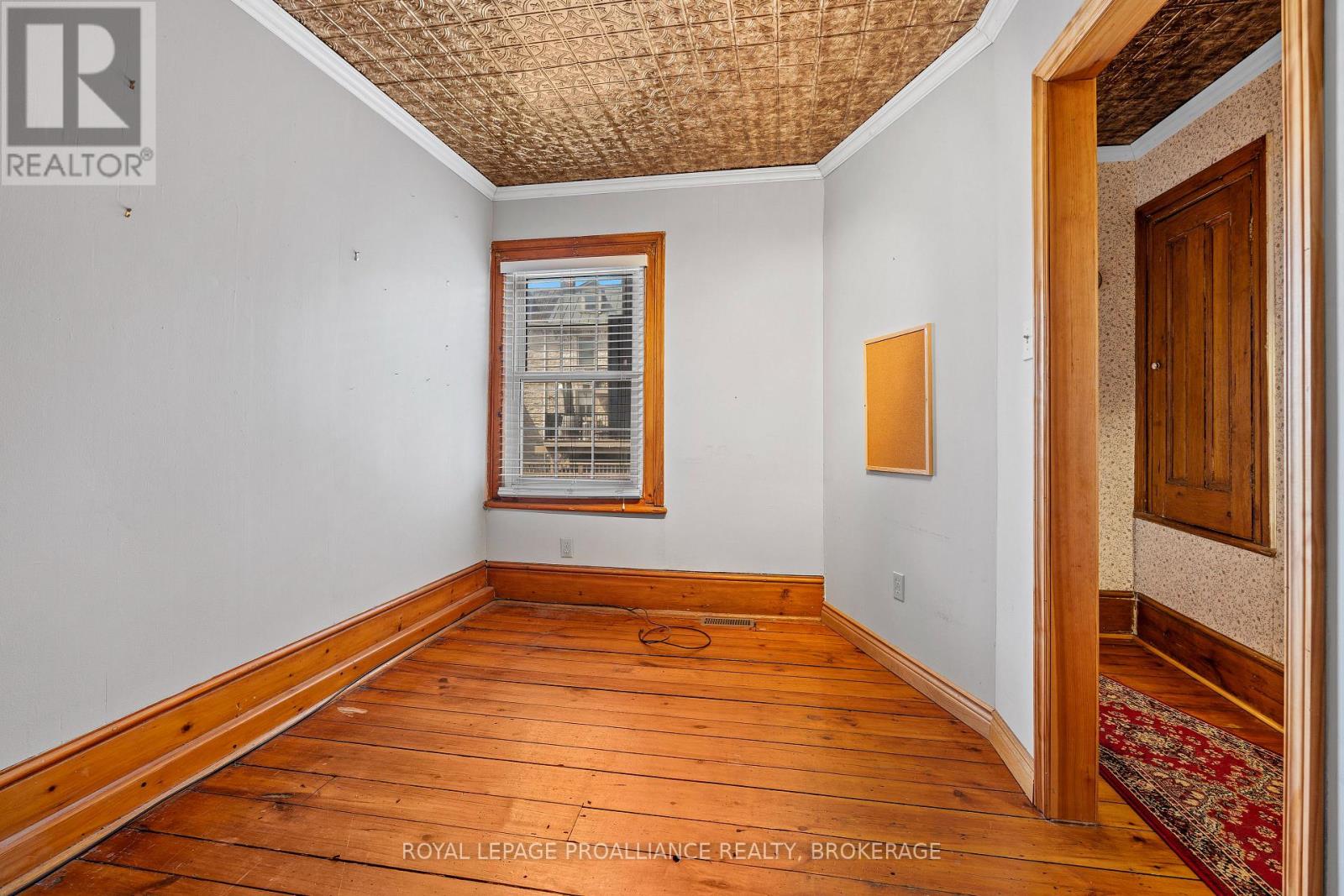 270 Wellington Street, Kingston, Ontario K7K 2Z1 - Photo 14 - X12542474