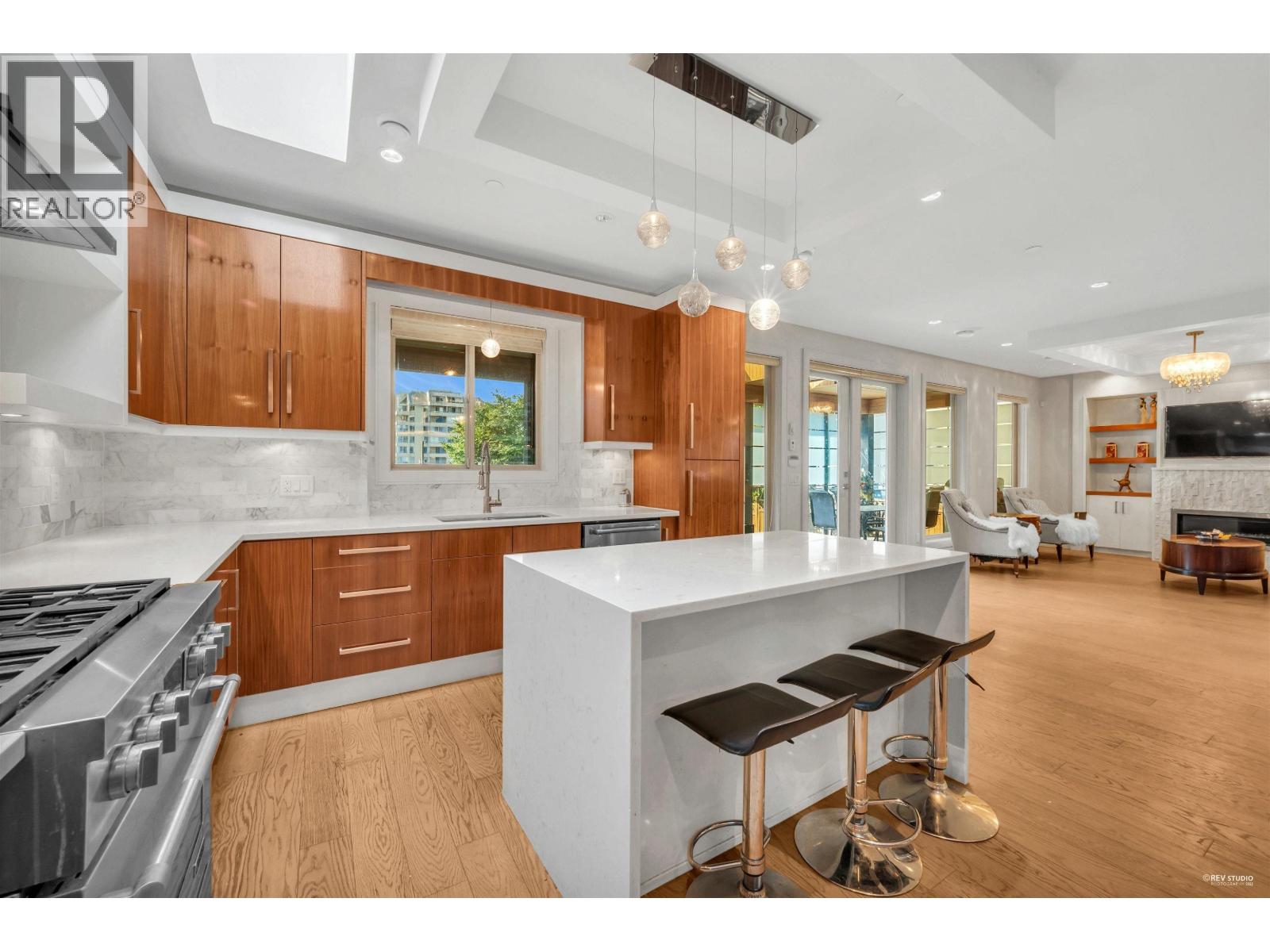 1450 Fulton Avenue, West Vancouver, British Columbia  V7T 1P1 - Photo 7 - R3061601