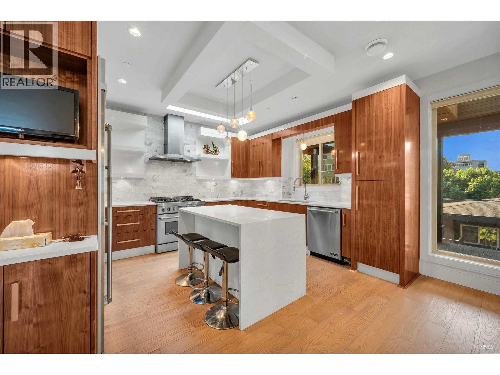 1450 Fulton Avenue, West Vancouver, British Columbia  V7T 1P1 - Photo 5 - R3061601