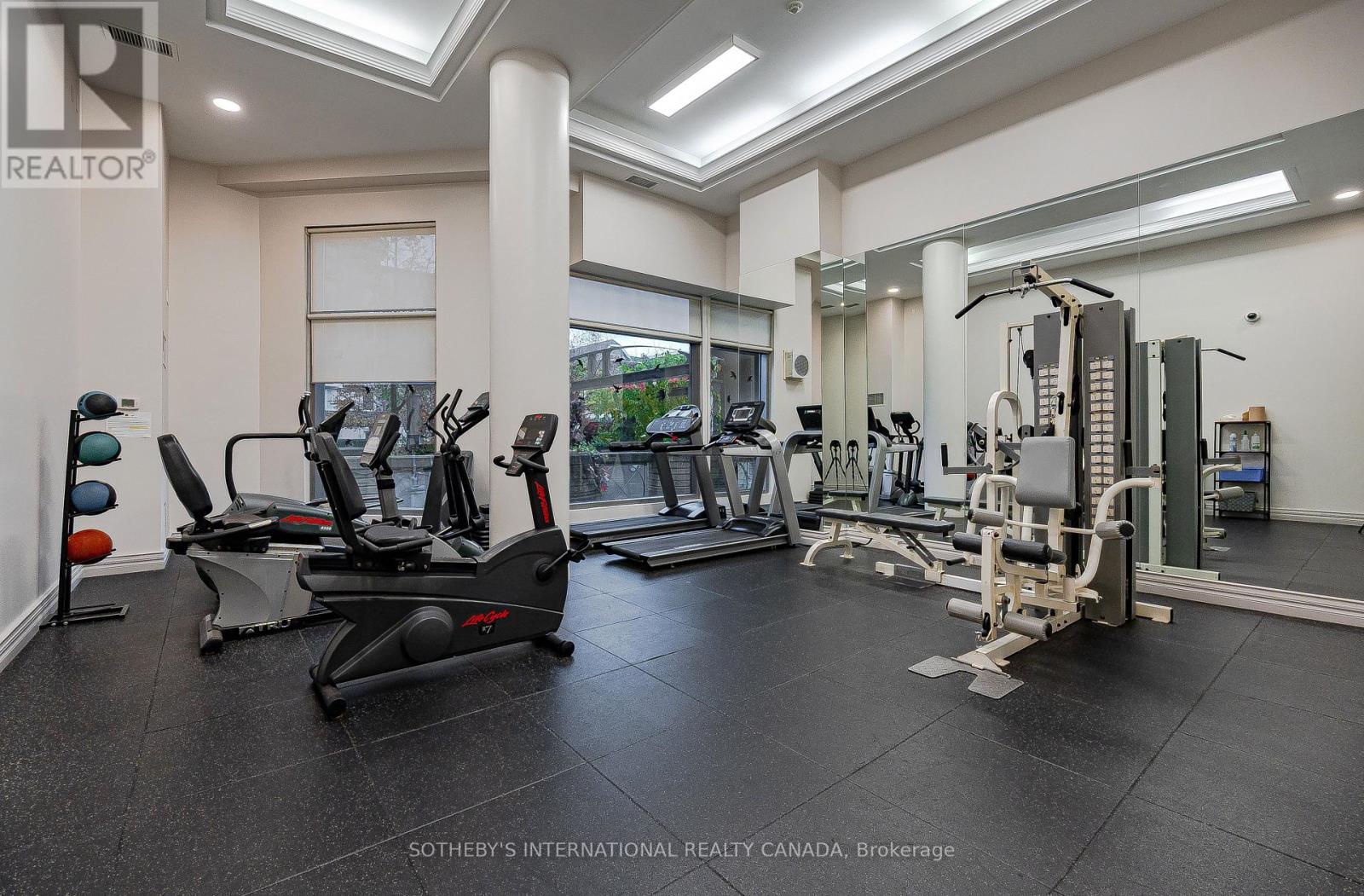 803 - 1 Balmoral Avenue, Toronto, Ontario  M4V 3B9 - Photo 24 - C12540546