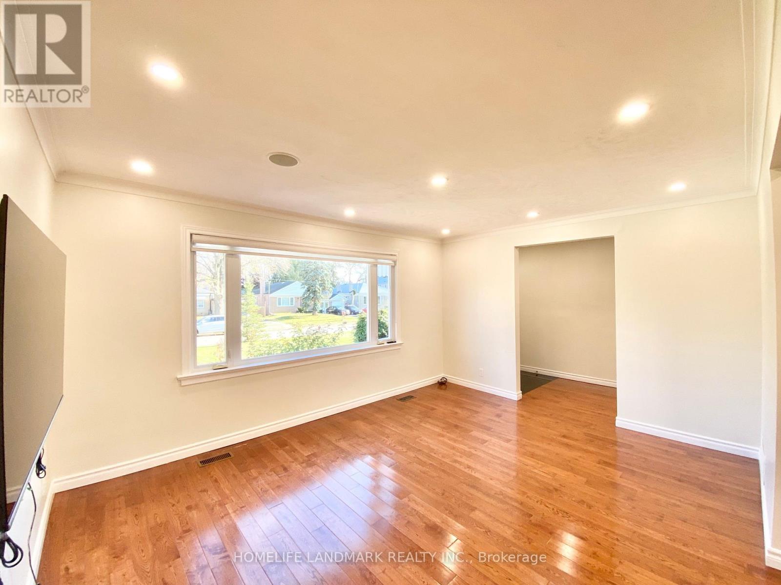 Main - 70 Shilton Road, Toronto, Ontario  M1S 2J7 - Photo 3 - E12535612