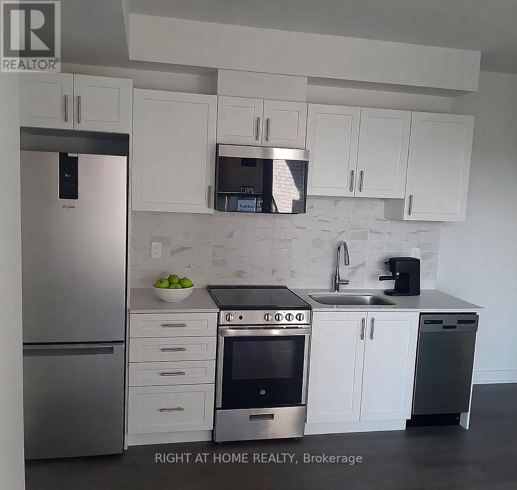 A214 - 705 Davis Drive, Newmarket, Ontario  L3Y 0J2 - Photo 3 - N12525922