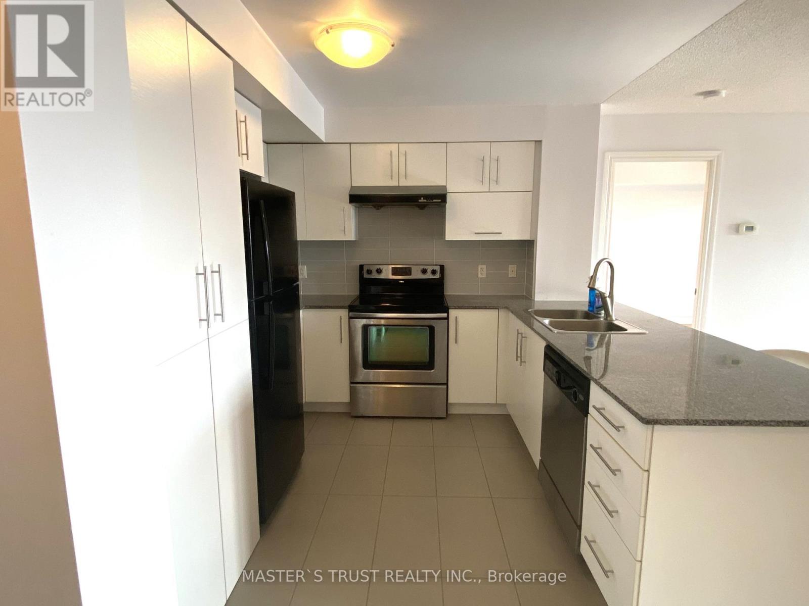 709 - 273 South Park Road, Markham, Ontario  L3T 0B5 - Photo 5 - N12542280