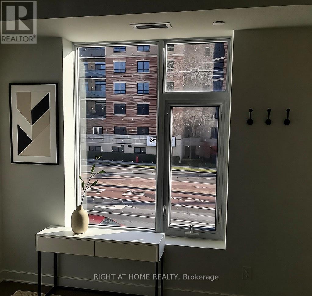 A214 - 705 Davis Drive, Newmarket, Ontario  L3Y 0J2 - Photo 5 - N12525922