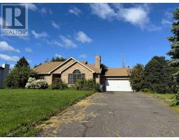 2257 Lacewood Dr, Thunder Bay, Ca