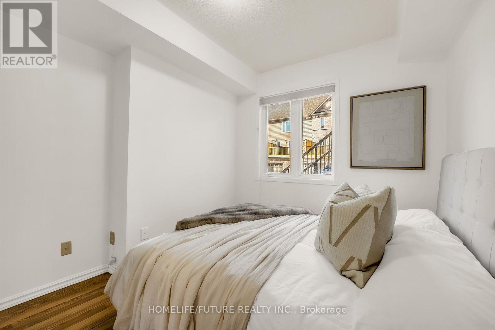 276 - 4975 Southampton Drive, Mississauga, Ontario  L5M 8E5 - Photo 10 - W12541022