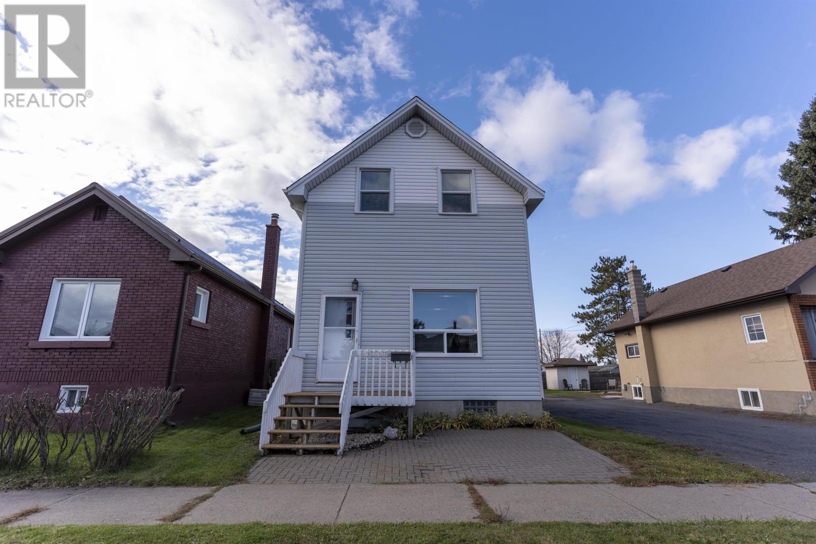 1317 Home AVE, Thunder Bay, Ontario