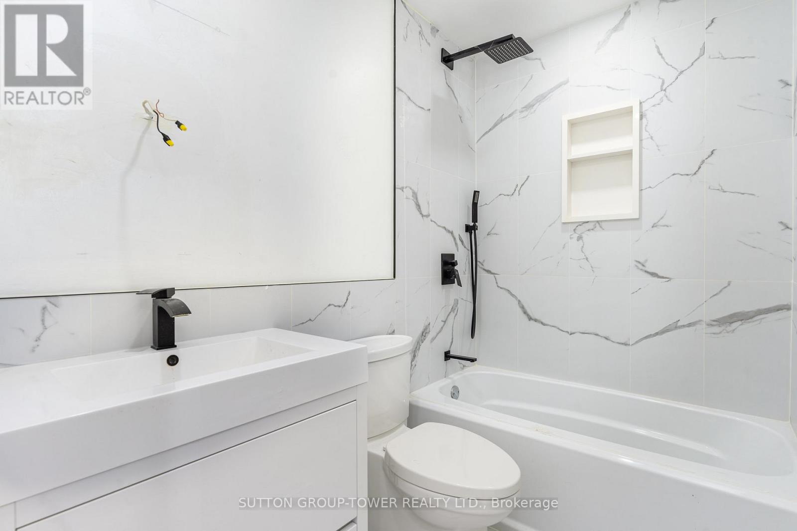 90 Sproule Drive, Barrie, Ontario  L4N 0W6 - Photo 14 - S12542256