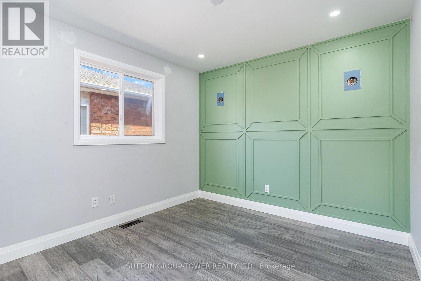 90 Sproule Drive, Barrie, Ontario  L4N 0W6 - Photo 19 - S12542256