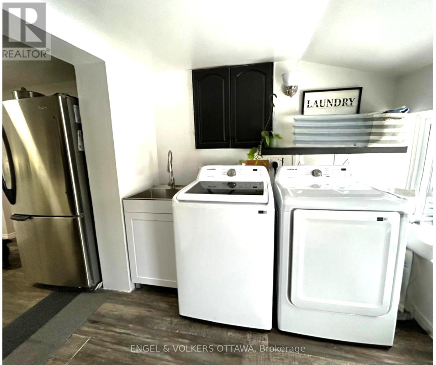 111 Russell Street N, Arnprior, Ontario K7S 2J8 - Photo 6 - X12542388