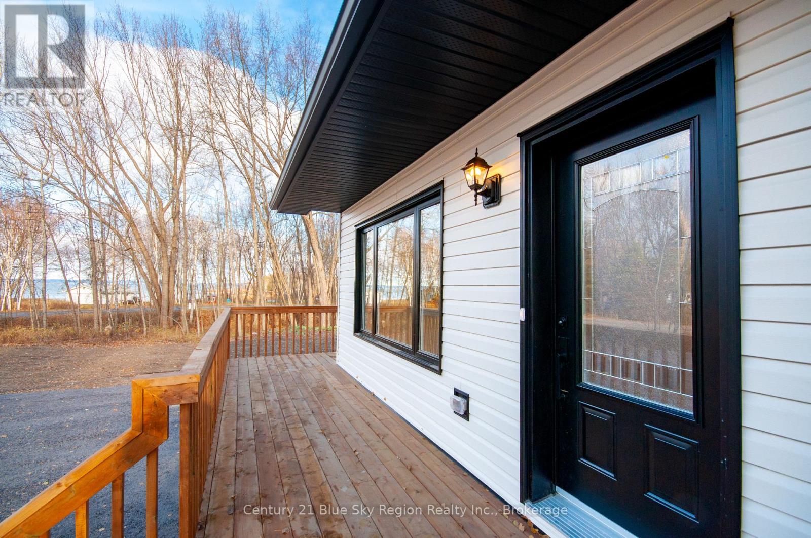 335 Waltonian Drive, Callander, Ontario  P0H 1H0 - Photo 4 - X12542490