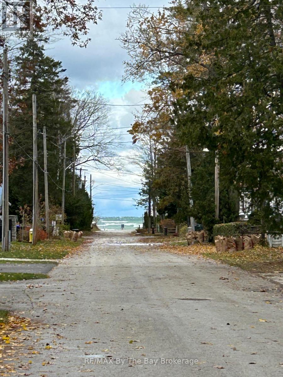 86 30th Street N, Wasaga Beach, Ontario  L9Z 2C8 - Photo 12 - S12542442