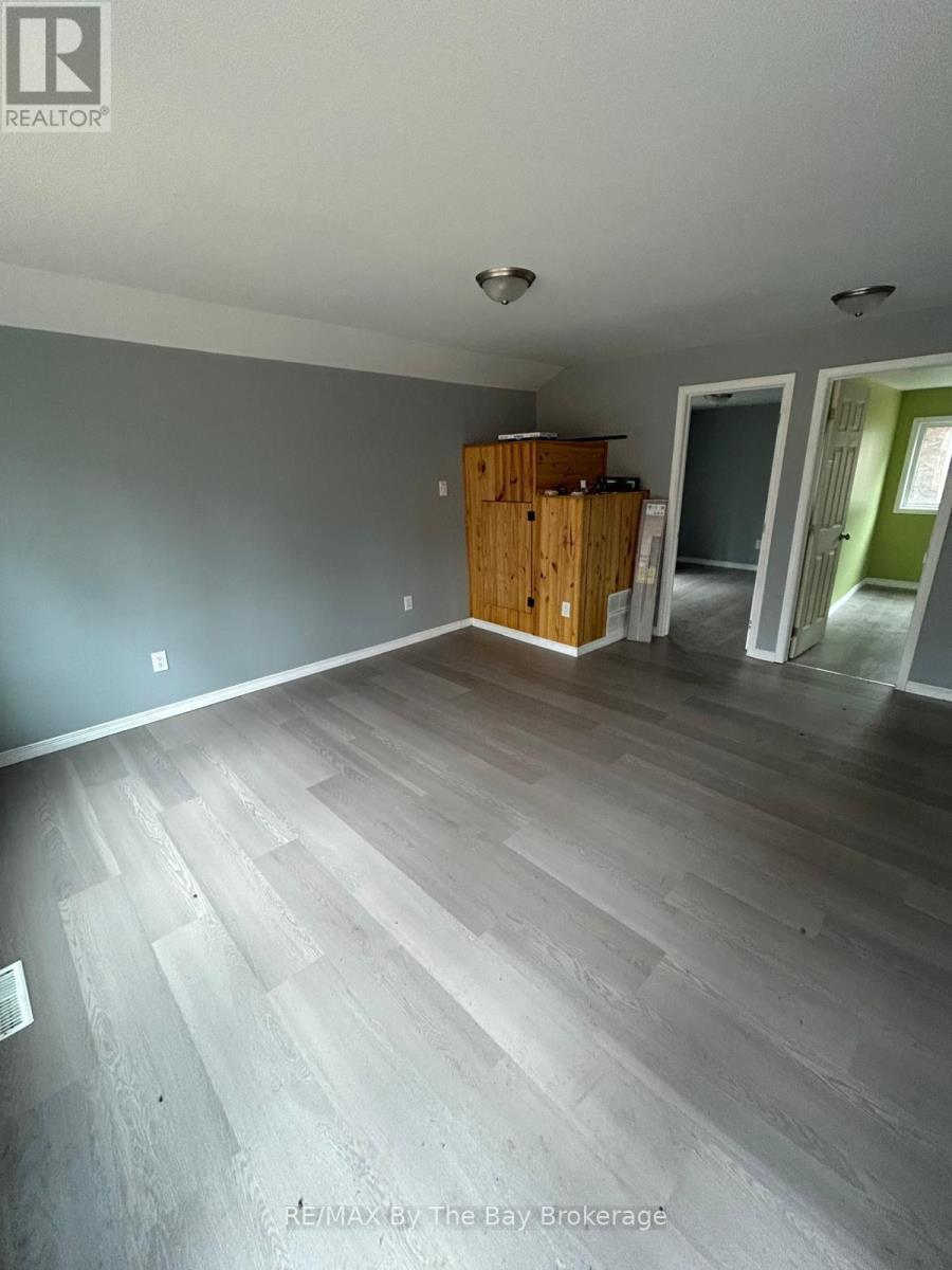 86 30th Street N, Wasaga Beach, Ontario  L9Z 2C8 - Photo 6 - S12542442