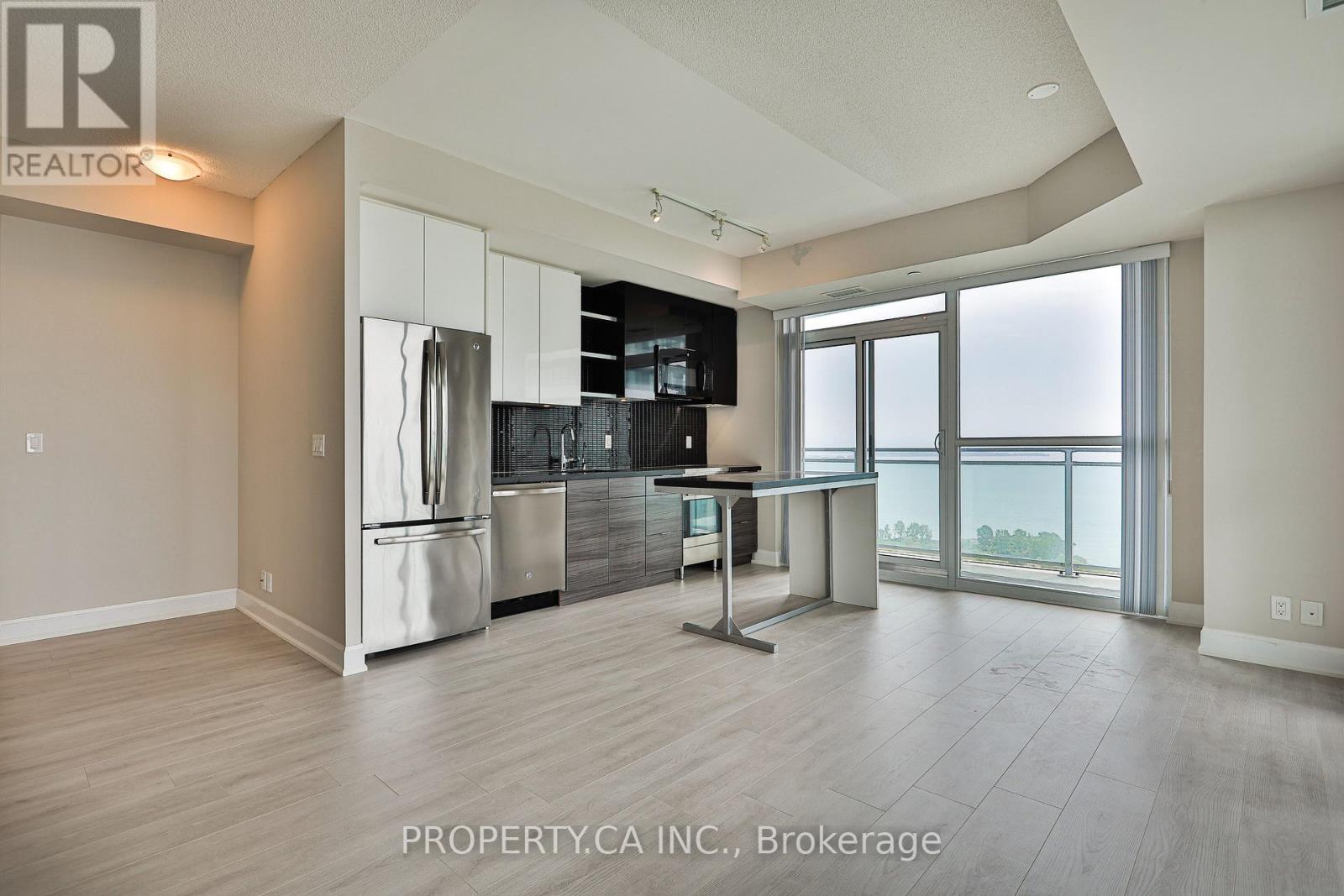 3110 - 33 SHORE BREEZE DRIVE, Toronto, Ontario