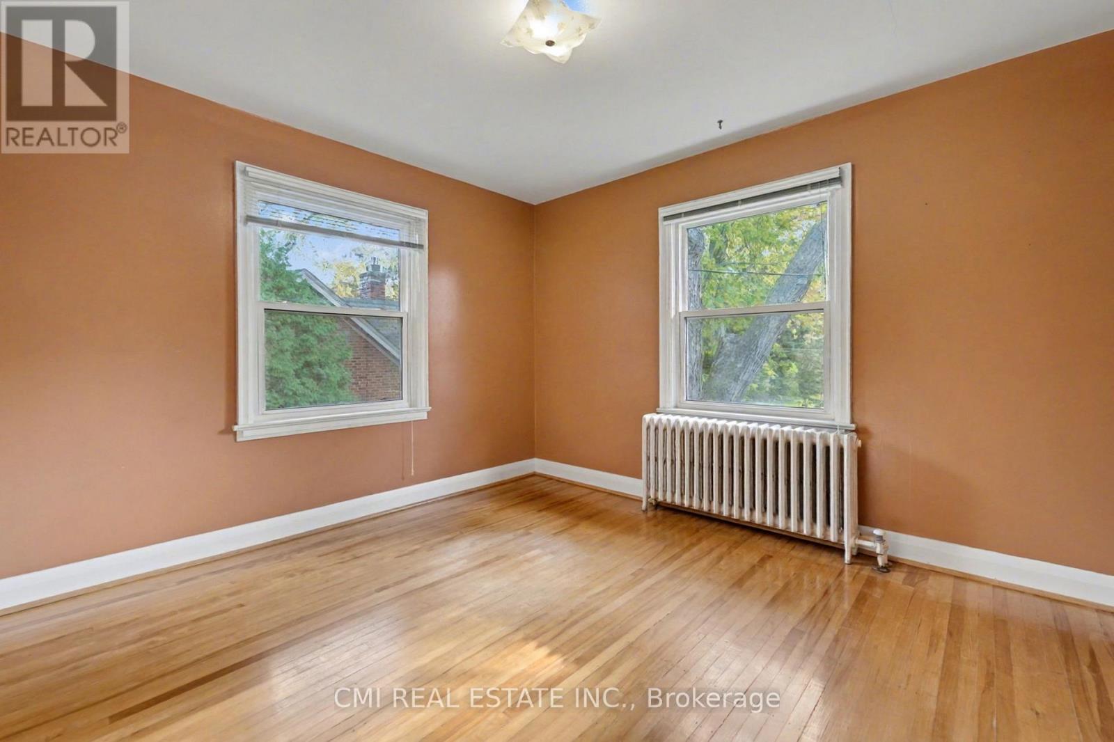 2317 Lakeshore Road, Burlington, Ontario  L7R 1B3 - Photo 34 - W12542228