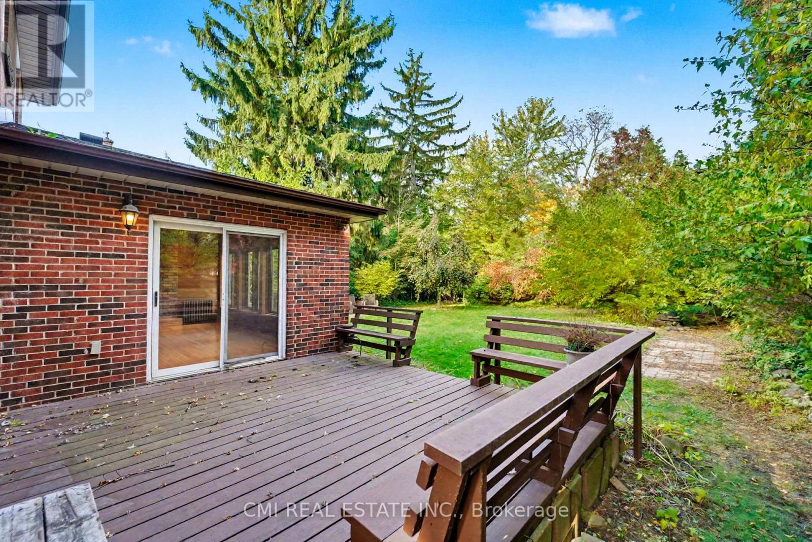 2317 Lakeshore Road, Burlington, Ontario  L7R 1B3 - Photo 48 - W12542228