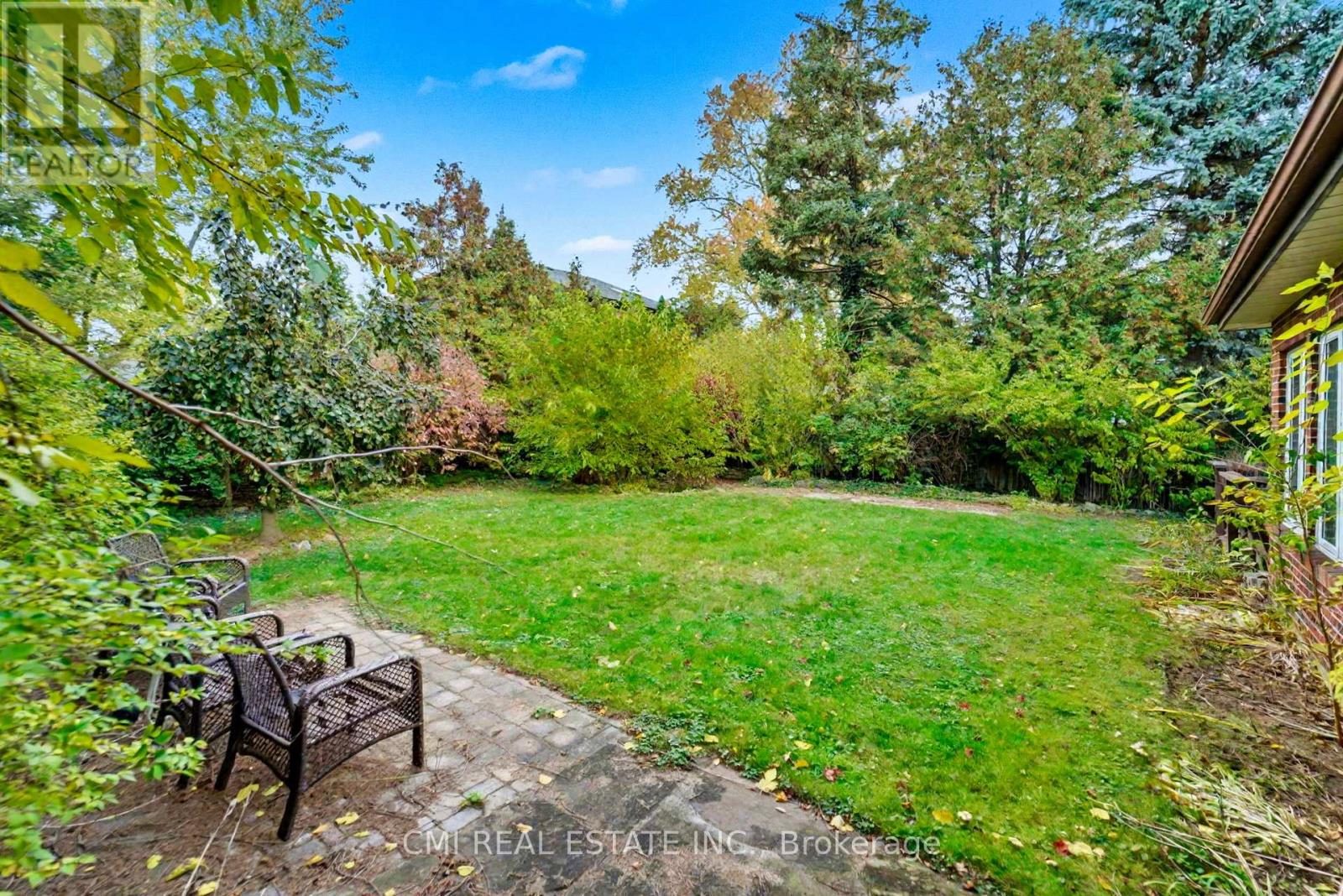 2317 Lakeshore Road, Burlington, Ontario  L7R 1B3 - Photo 49 - W12542228