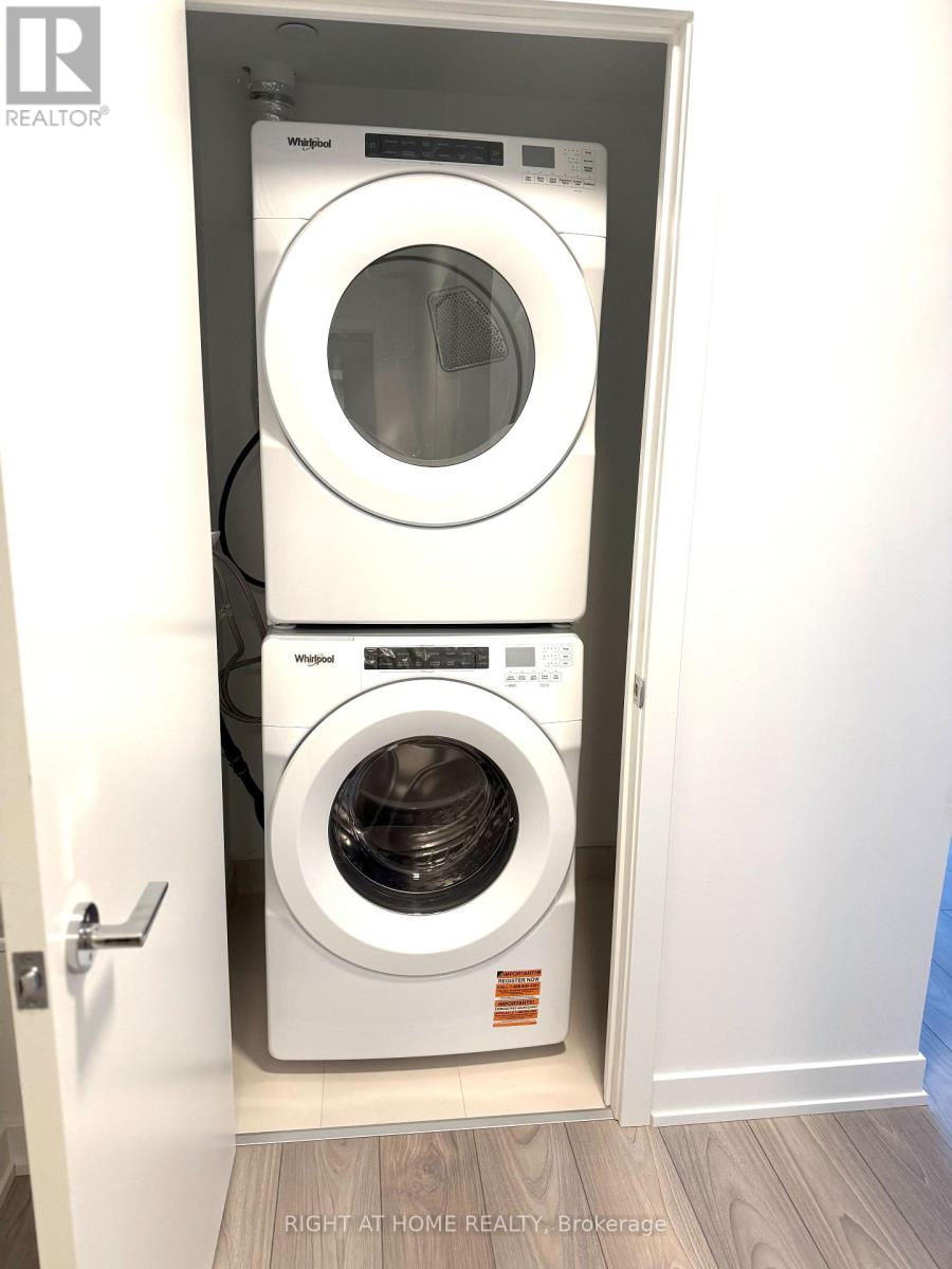 410 - 1007 The Queensway, Toronto, Ontario  M8Z 6C7 - Photo 10 - W12542234