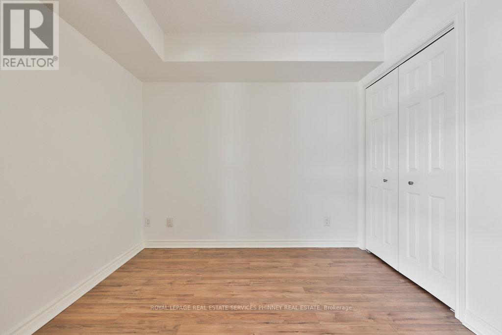 208 - 1441 Walker's Line, Burlington, Ontario  L7M 4P2 - Photo 12 - W12542272