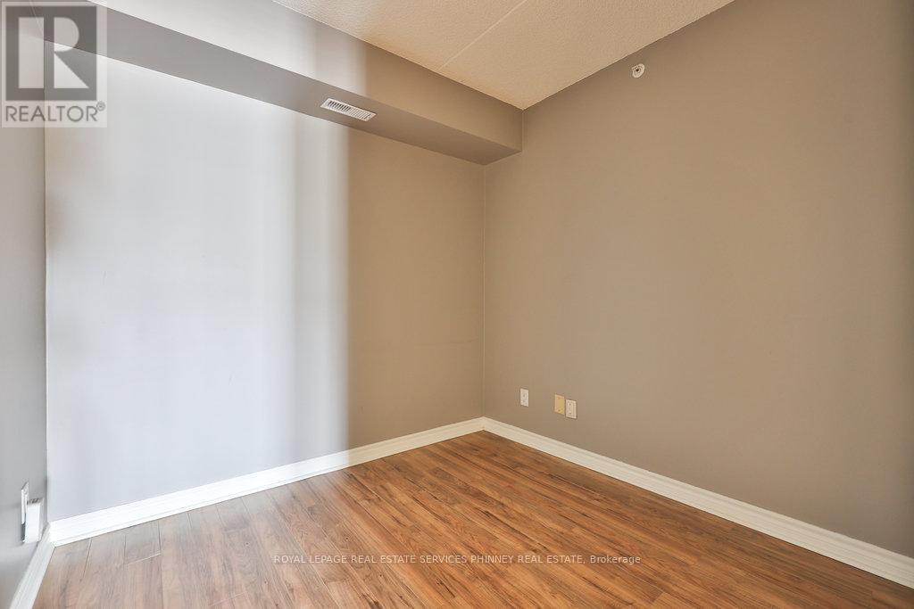 208 - 1441 Walker's Line, Burlington, Ontario  L7M 4P2 - Photo 15 - W12542272