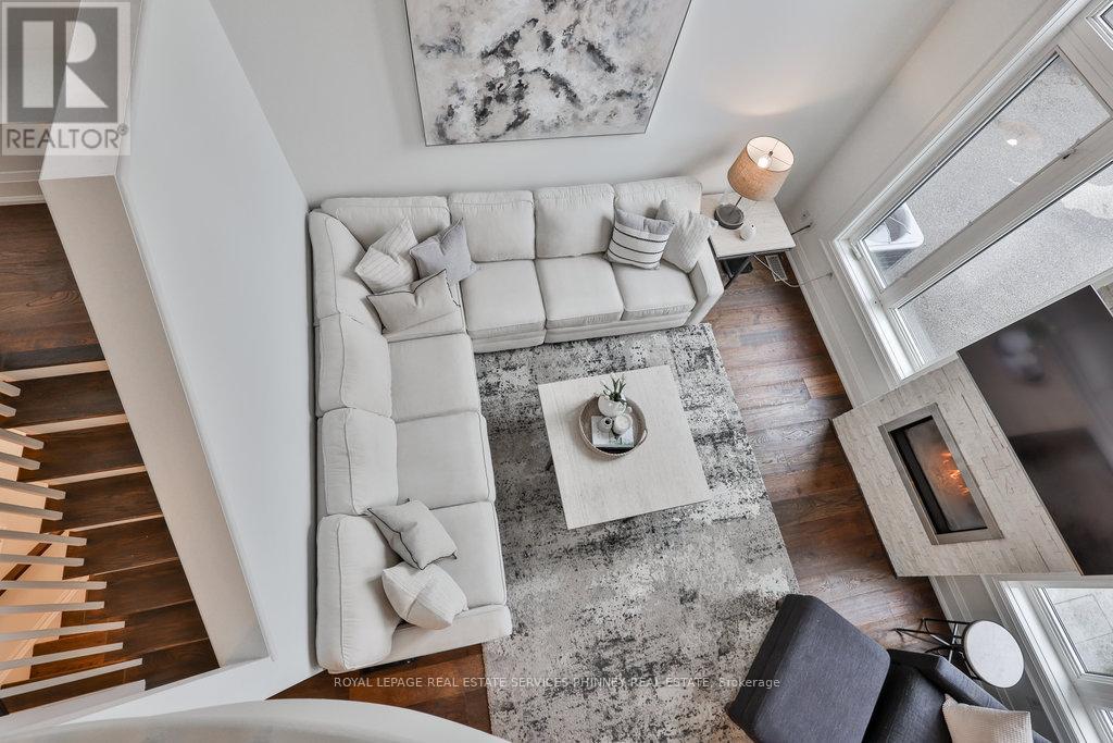 958 Irish Moss Road, Mississauga, Ontario  L5W 1W5 - Photo 16 - W12542290