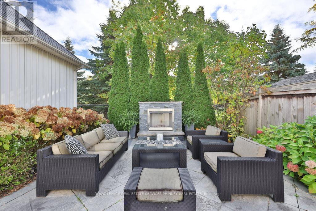 958 Irish Moss Road, Mississauga, Ontario  L5W 1W5 - Photo 36 - W12542290