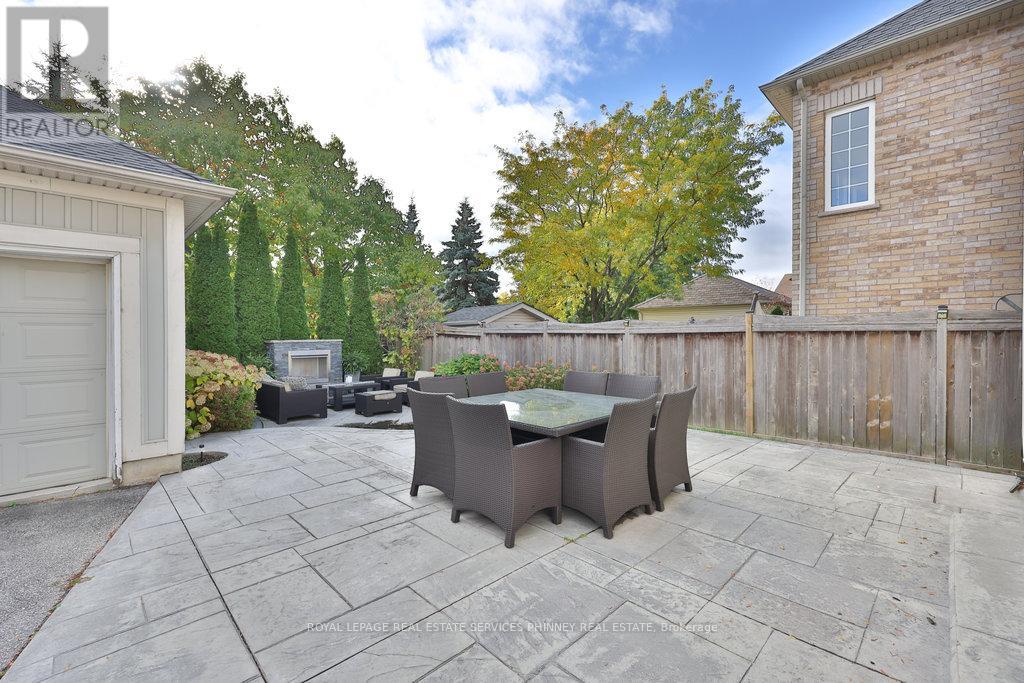 958 Irish Moss Road, Mississauga, Ontario  L5W 1W5 - Photo 37 - W12542290