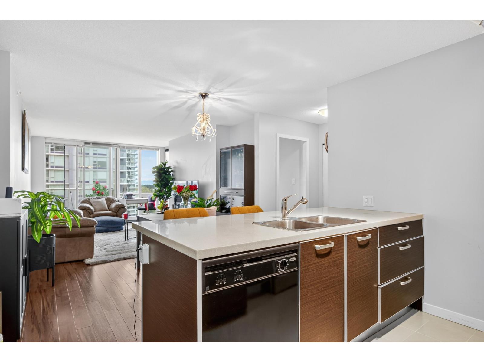 2309 13688 100 Avenue, Surrey, British Columbia  V3T 0G5 - Photo 2 - R3053017