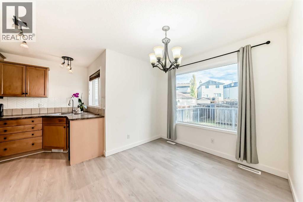 715 Copperfield Boulevard Se, Calgary, Alberta  T2Z 4L7 - Photo 12 - A2266289