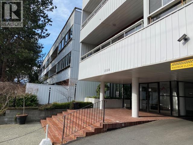 202 250 W 1st Street, North Vancouver, British Columbia V7M 1B4 - Photo 2 - R3066993