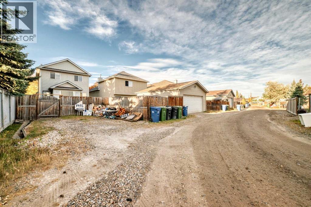 715 Copperfield Boulevard Se, Calgary, Alberta  T2Z 4L7 - Photo 49 - A2266289