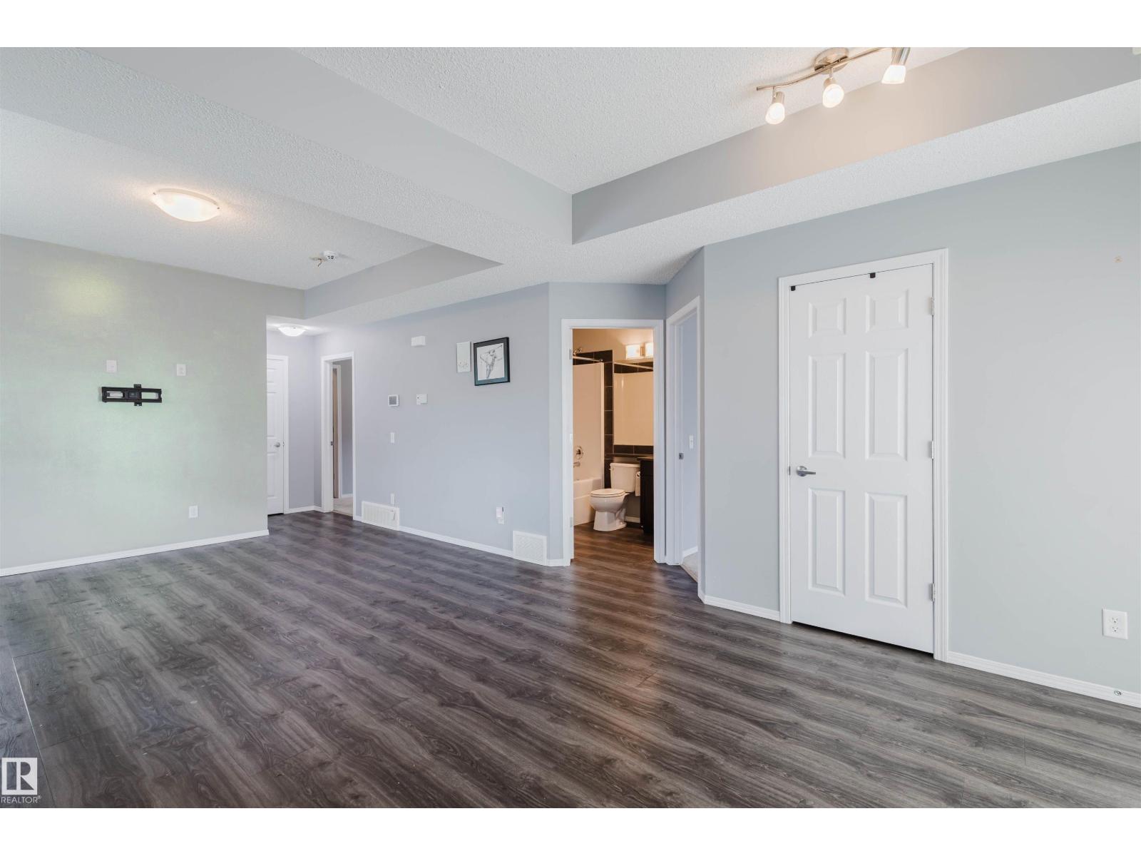 #9 6520 2 Av Sw, Edmonton, Alberta  T6X 1S4 - Photo 11 - E4465629