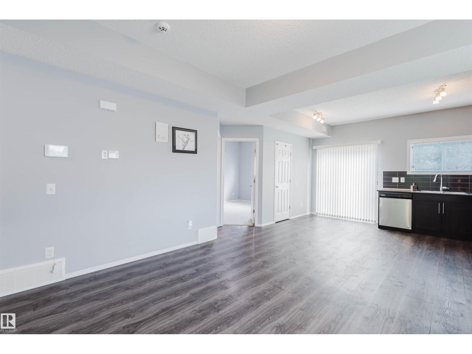 #9 6520 2 Av Sw, Edmonton, Alberta  T6X 1S4 - Photo 4 - E4465629