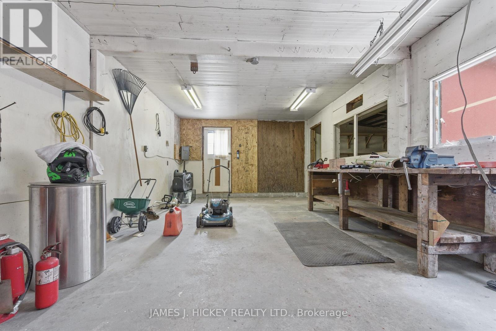 101 Lance Road, Laurentian Hills, Ontario  K0J 1P0 - Photo 22 - X12542466