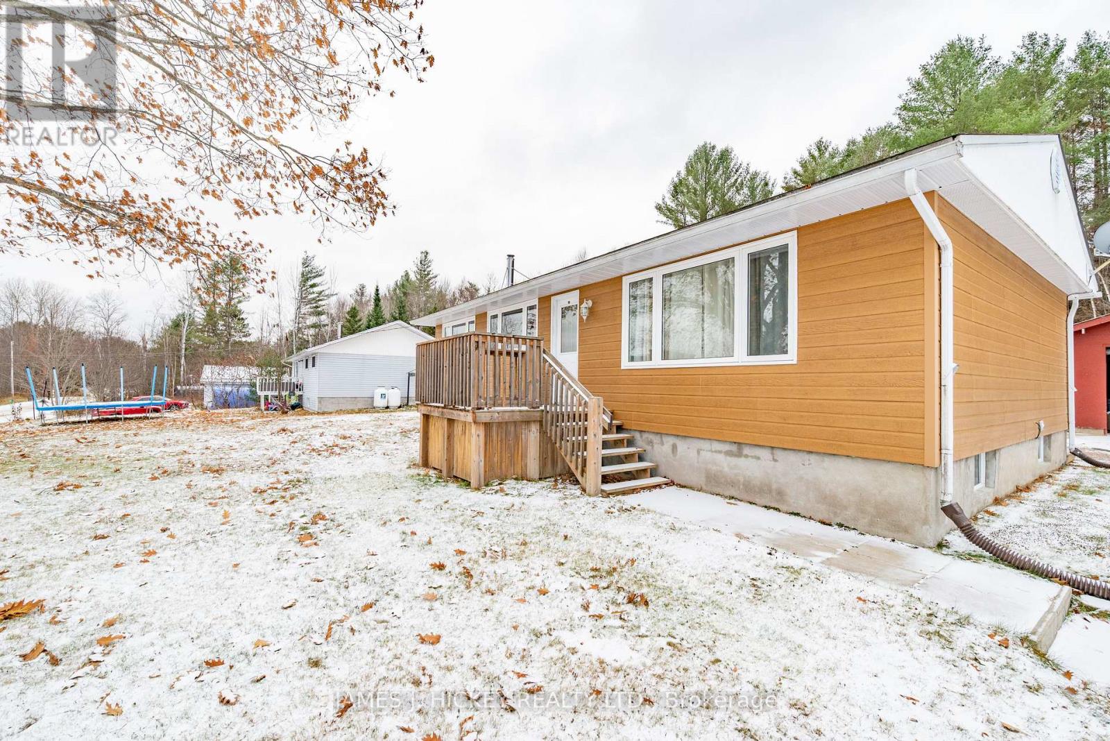 101 Lance Road, Laurentian Hills, Ontario  K0J 1P0 - Photo 29 - X12542466