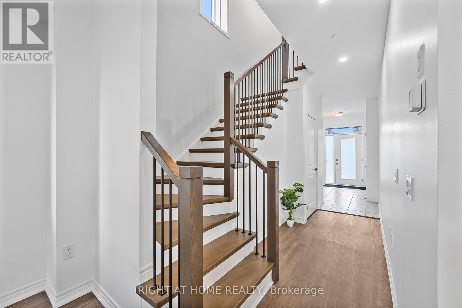 39 Edminston Drive, Centre Wellington, Ontario  N1M 0J1 - Photo 17 - X12542194