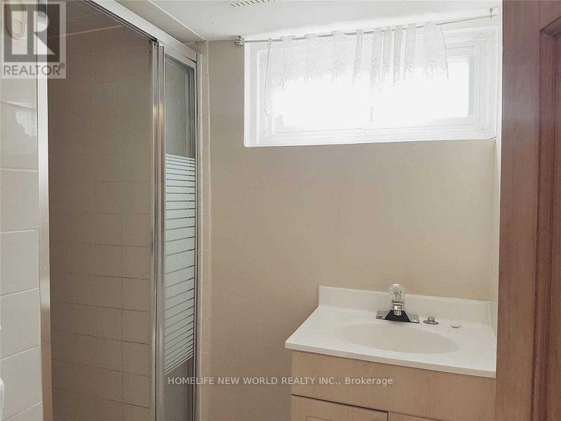 616 Langs Drive, Cambridge, Ontario  N3H 2N5 - Photo 13 - X12542206