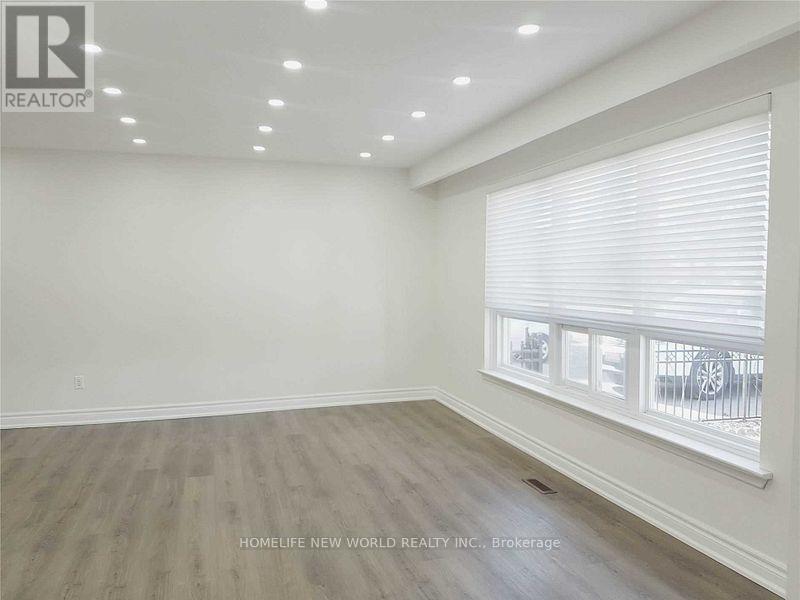 616 Langs Drive, Cambridge, Ontario  N3H 2N5 - Photo 4 - X12542206