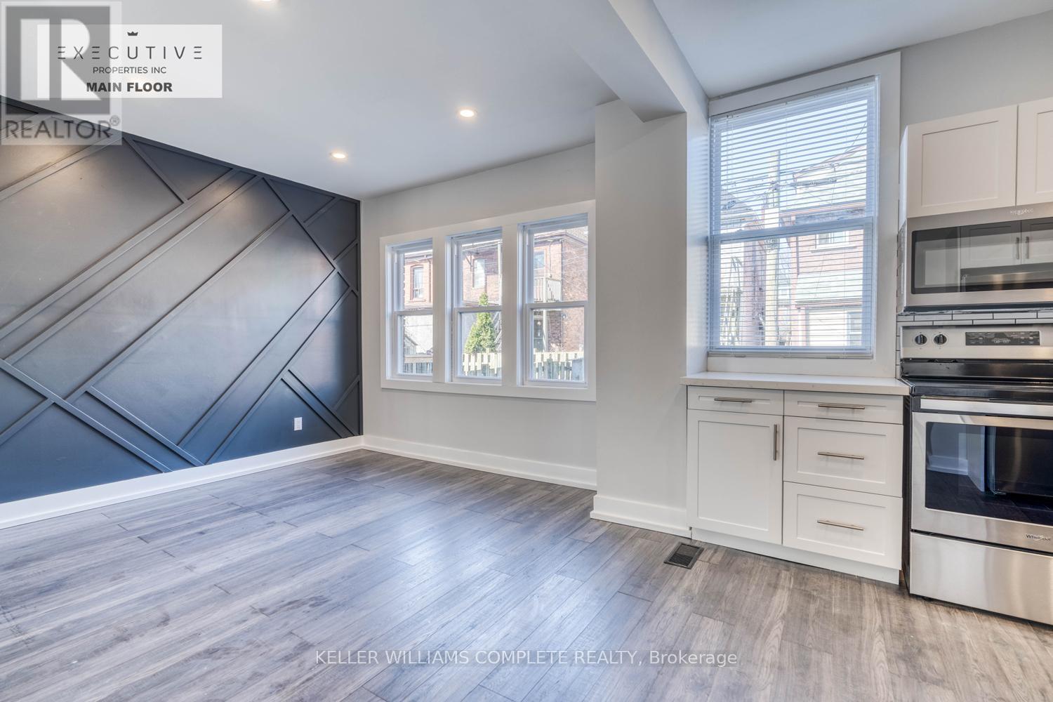 2 - 23 Gibson Avenue, Hamilton, Ontario  L8L 6J4 - Photo 2 - X12542214