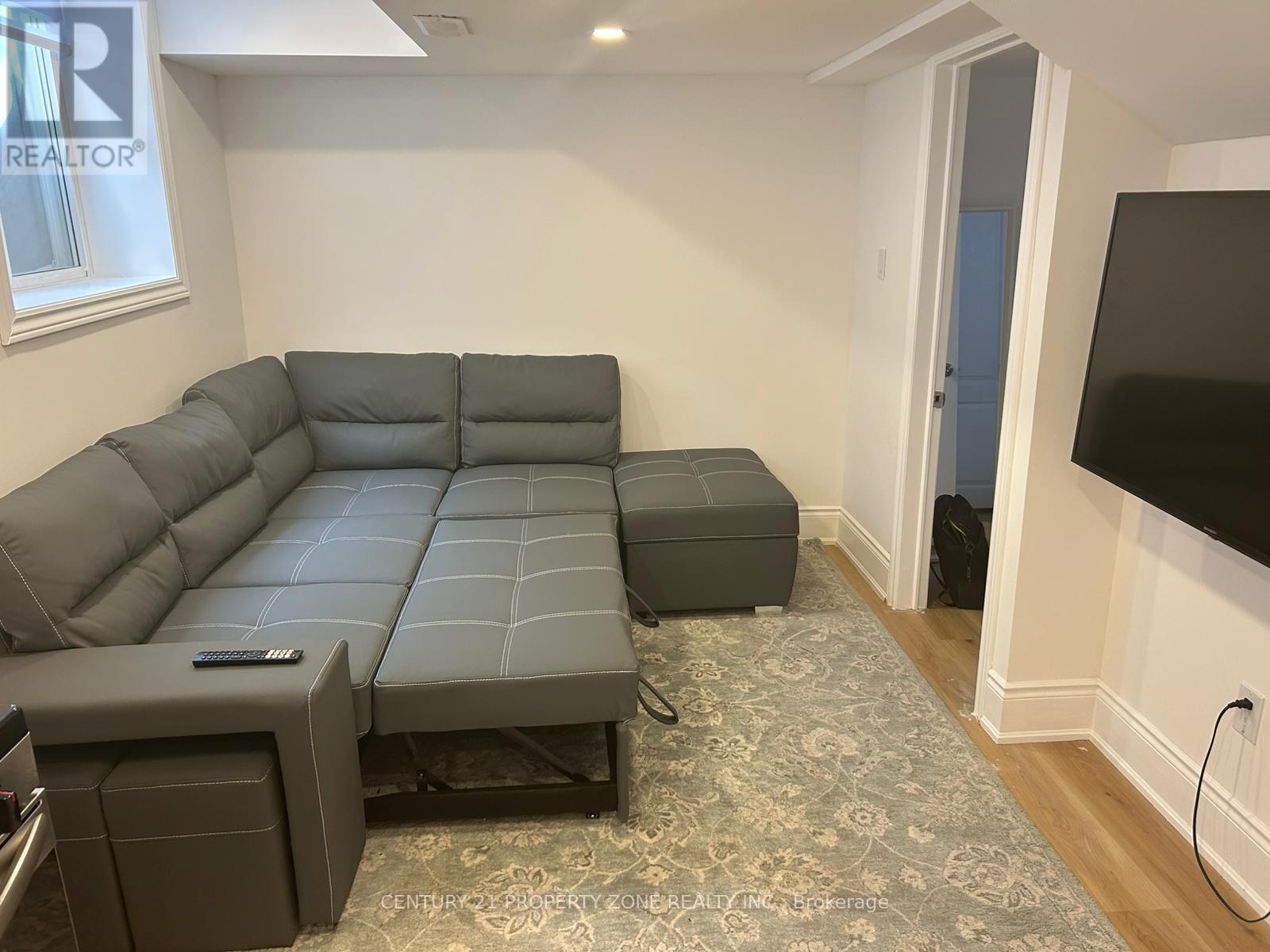 Unknown Address, ,     - Photo 12 - X12542220