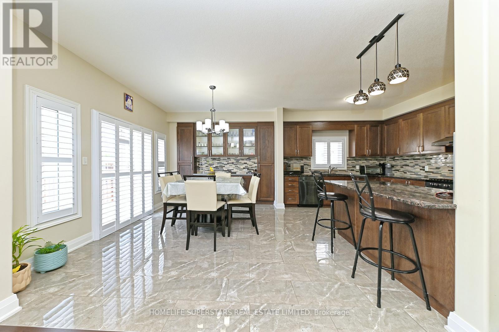 6 Wildflower Street, Kitchener, Ontario  N2P 0G7 - Photo 12 - X12542240