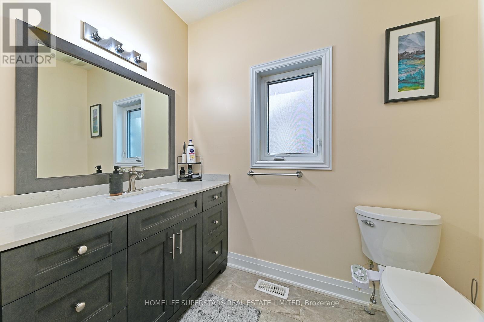 6 Wildflower Street, Kitchener, Ontario  N2P 0G7 - Photo 25 - X12542240