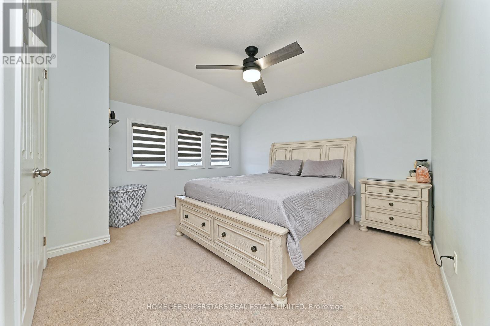 6 Wildflower Street, Kitchener, Ontario  N2P 0G7 - Photo 32 - X12542240