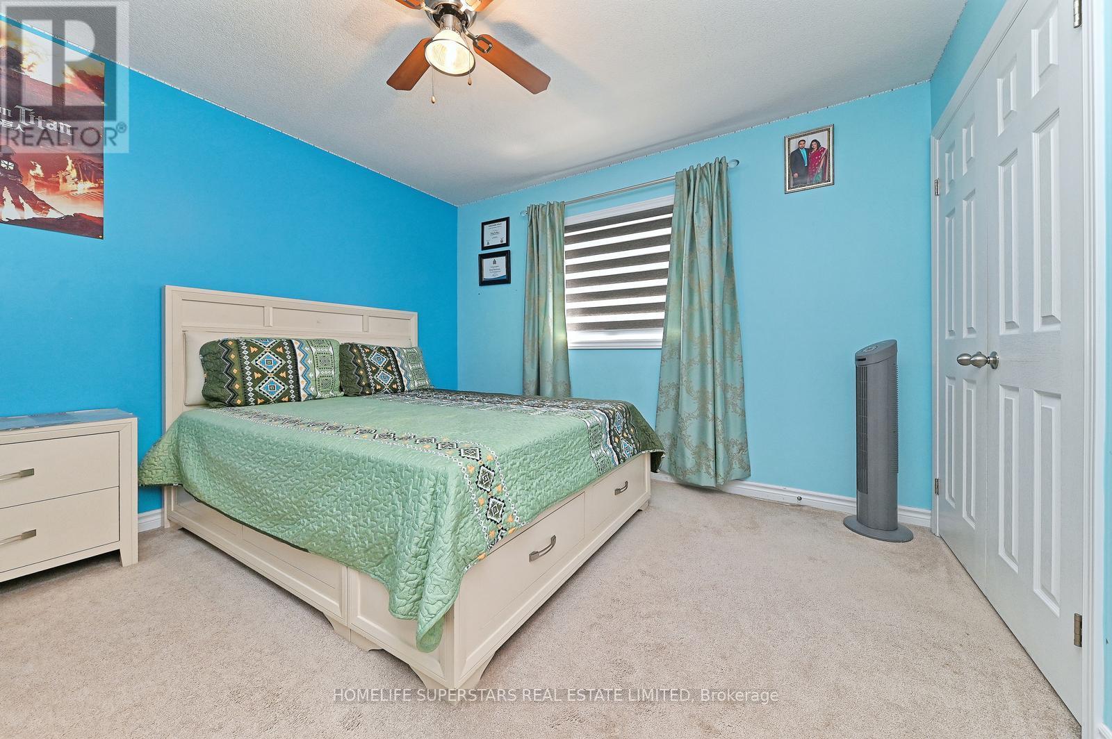 6 Wildflower Street, Kitchener, Ontario  N2P 0G7 - Photo 33 - X12542240